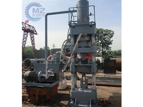 牛羊舔塊液壓機