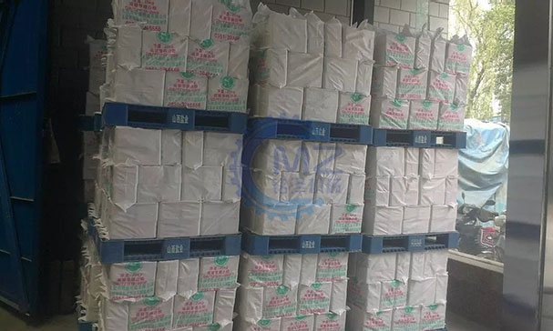 牛羊舔塊液壓機